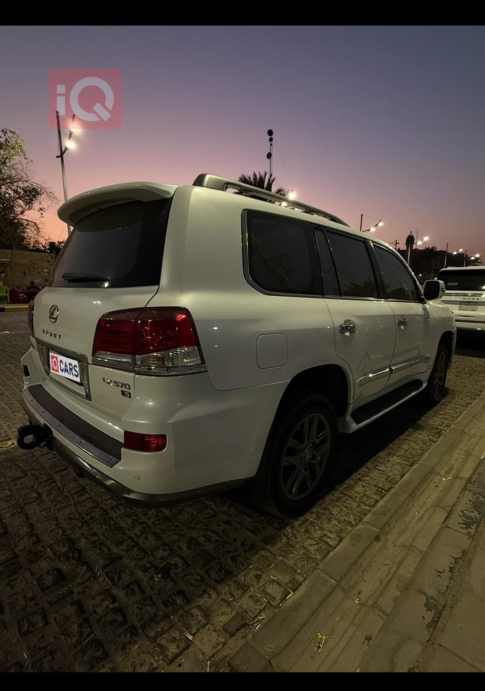 Lexus LX